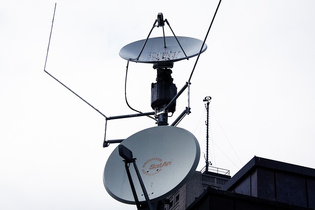 Antena parabólica